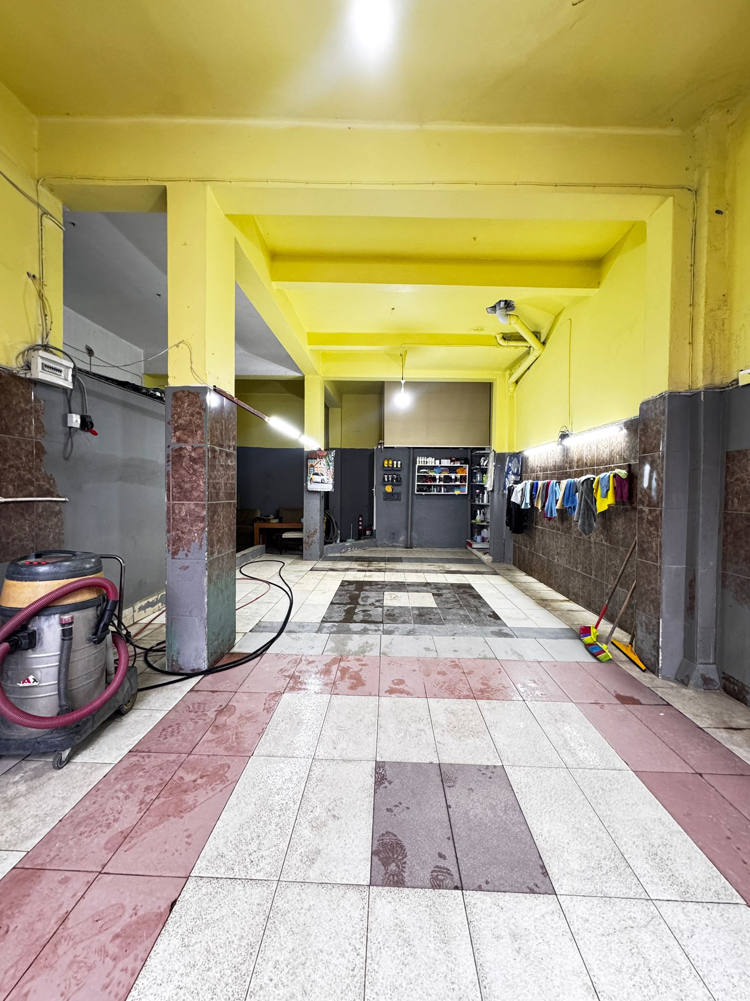 MABEL'DEN MERKEZDE SAĞLIK OCAĞI KARŞISINDA EMSALSİZ 280M2 DÜKKAN